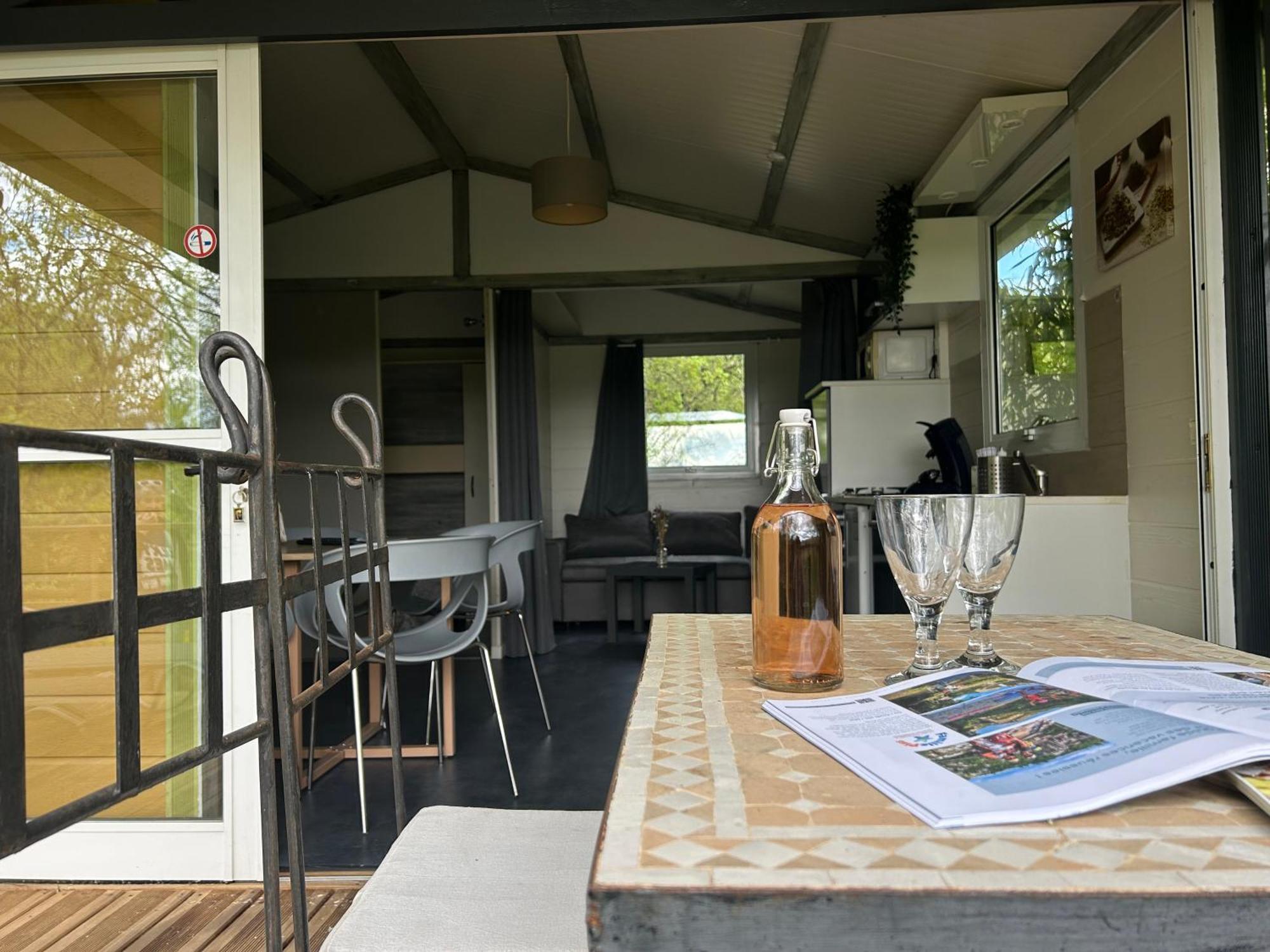 Les Chalets De Labeaume Eksteriør billede