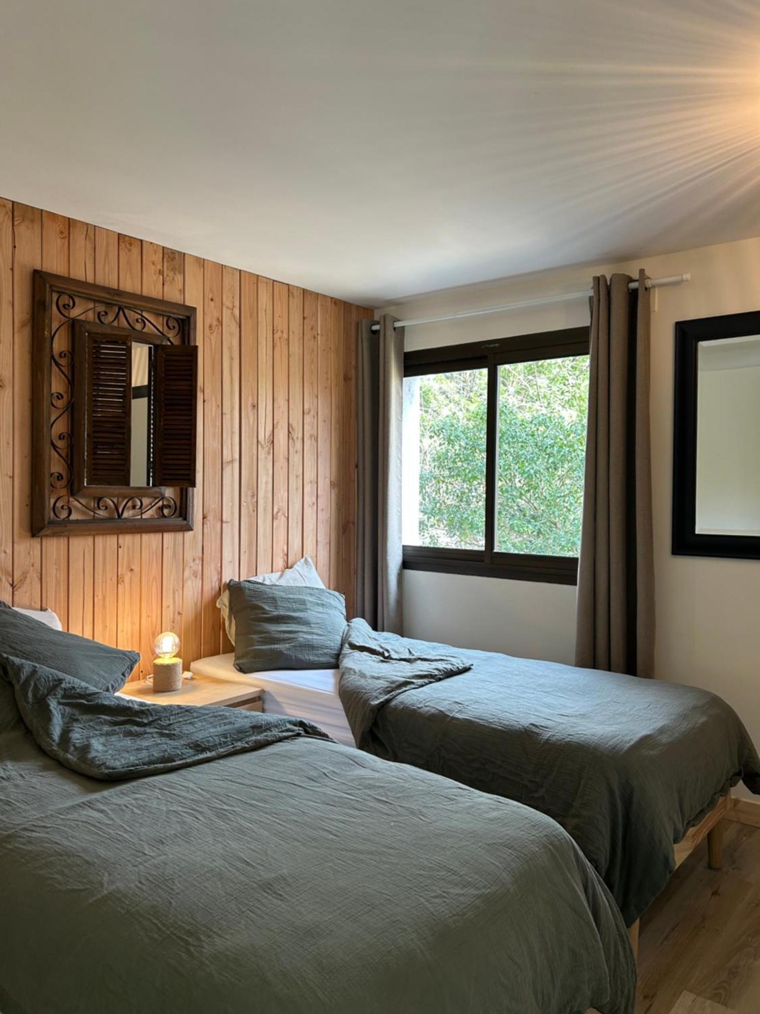 Les Chalets De Labeaume Eksteriør billede